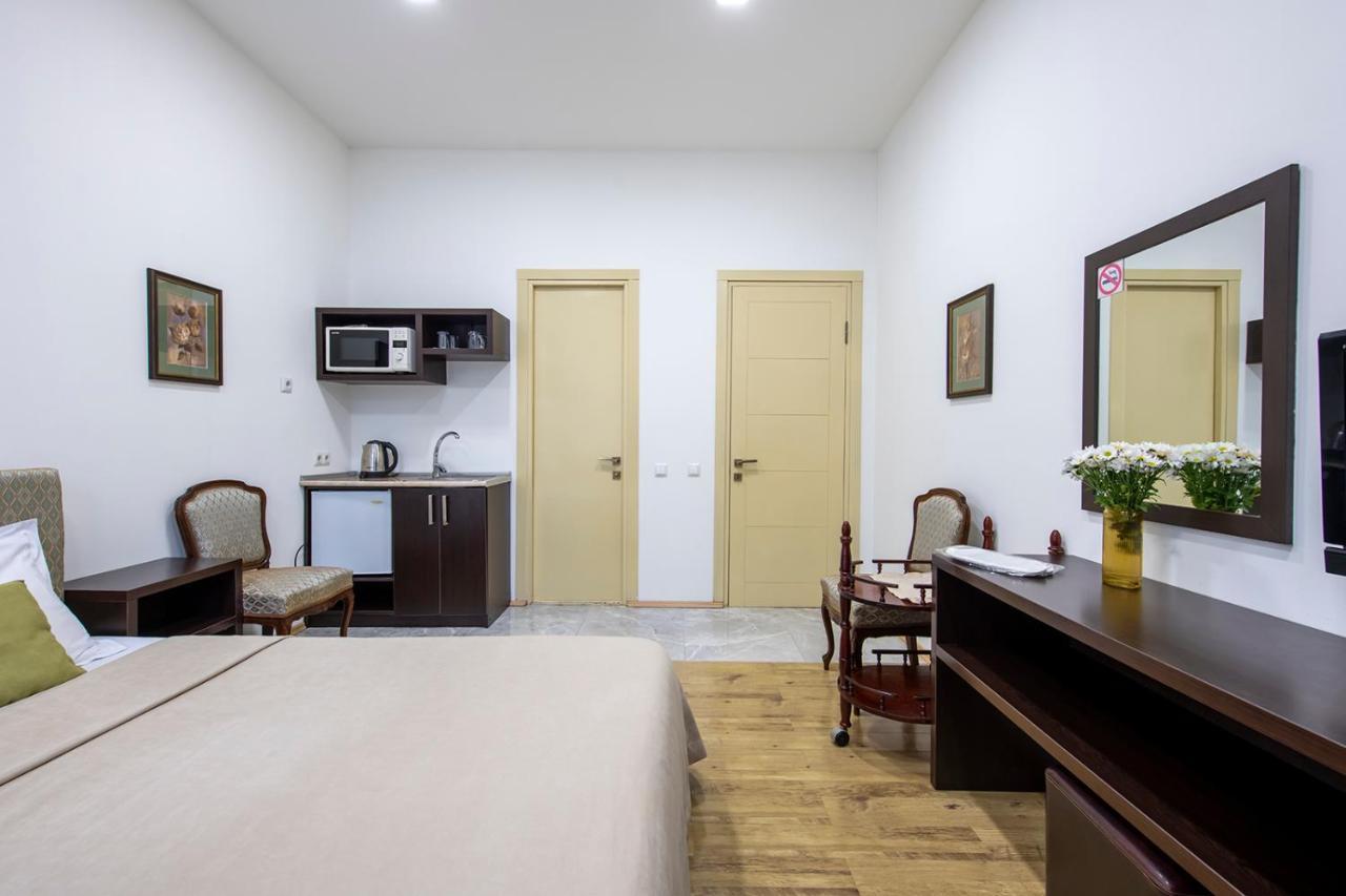Apart Hotel Gh Тбилиси Экстерьер фото