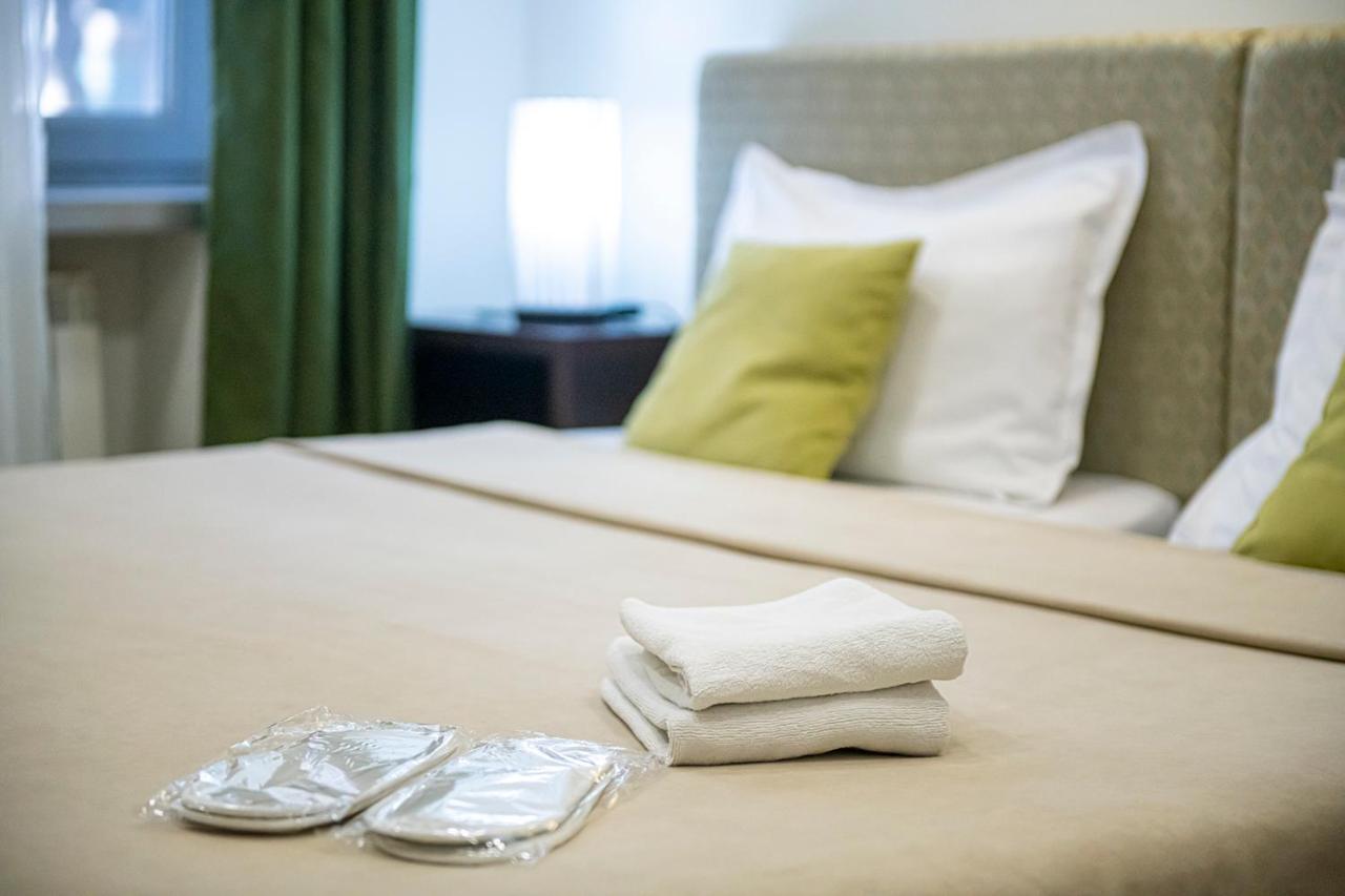 Apart Hotel Gh Тбилиси Экстерьер фото
