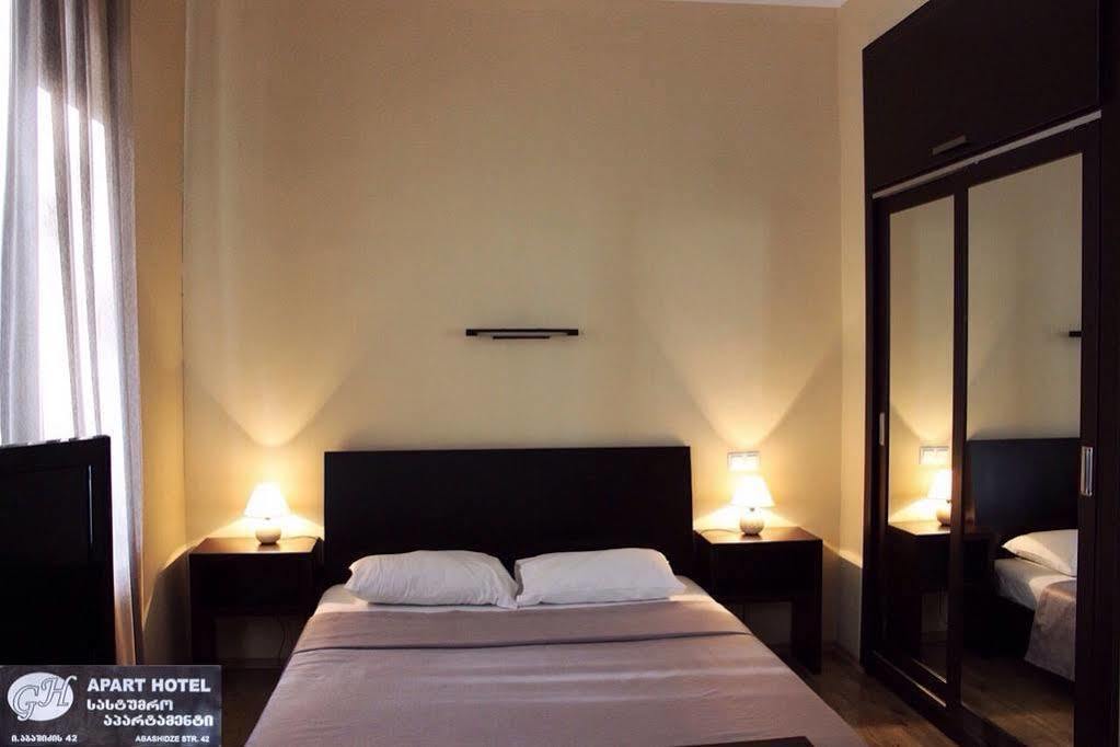 Apart Hotel Gh Тбилиси Экстерьер фото